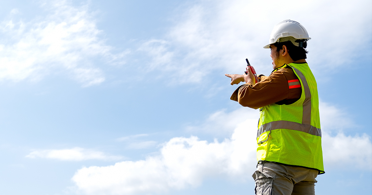 業務用無線機の選び方｜用途・距離・環境別の判断ポイント